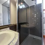 4 Bedroom Amazing In Σπίτι διακοπών Hambers